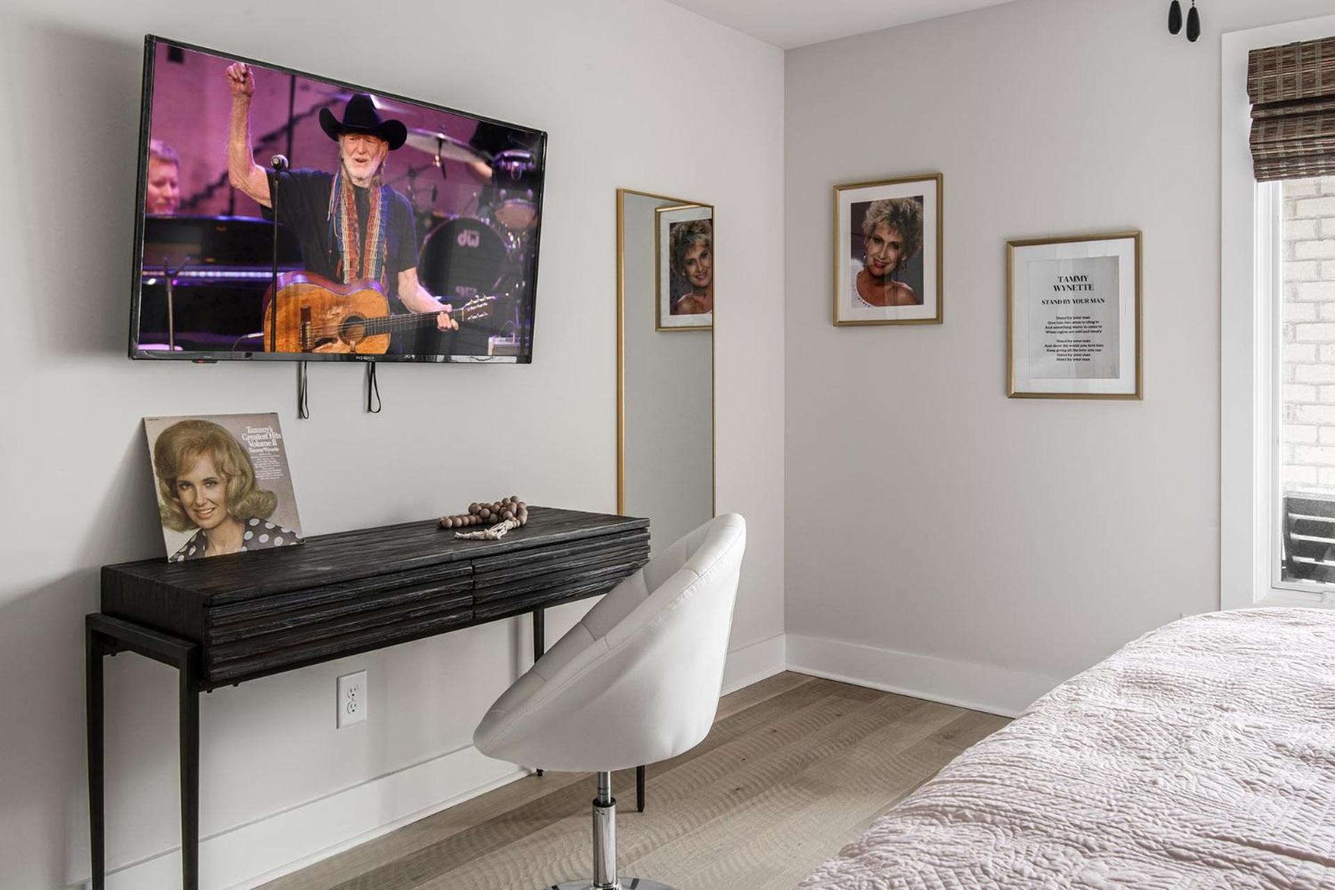 Edgehill Duo - 2 Townhomes - Mins Vanderbilt University ナッシュビル エクステリア 写真